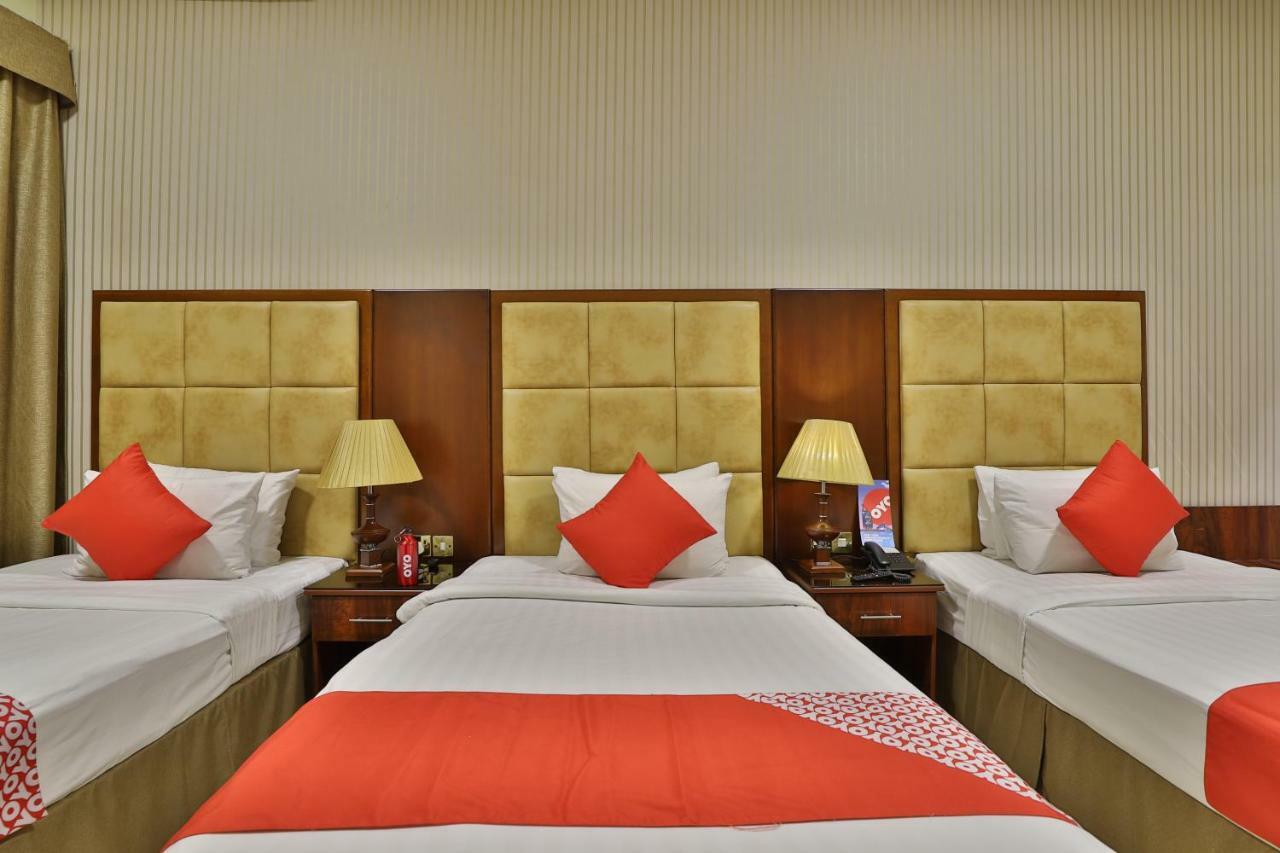Oyo 101 Click Hotel Dubai Exteriör bild